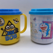 多啦A夢/迷你兵團 230ml Plastic Cup with Lid